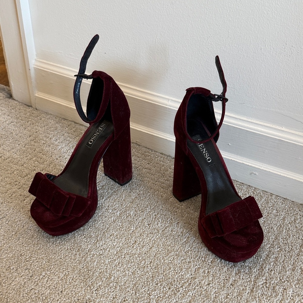 Deep red bow platform heels
